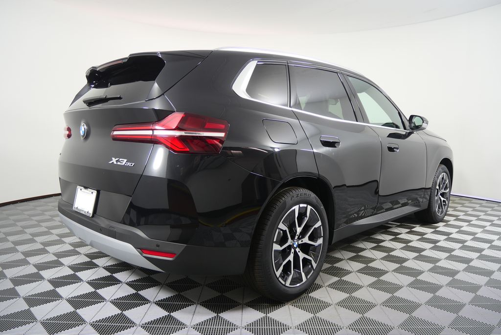 Thumbnail: 2026 BMW X3 - 3