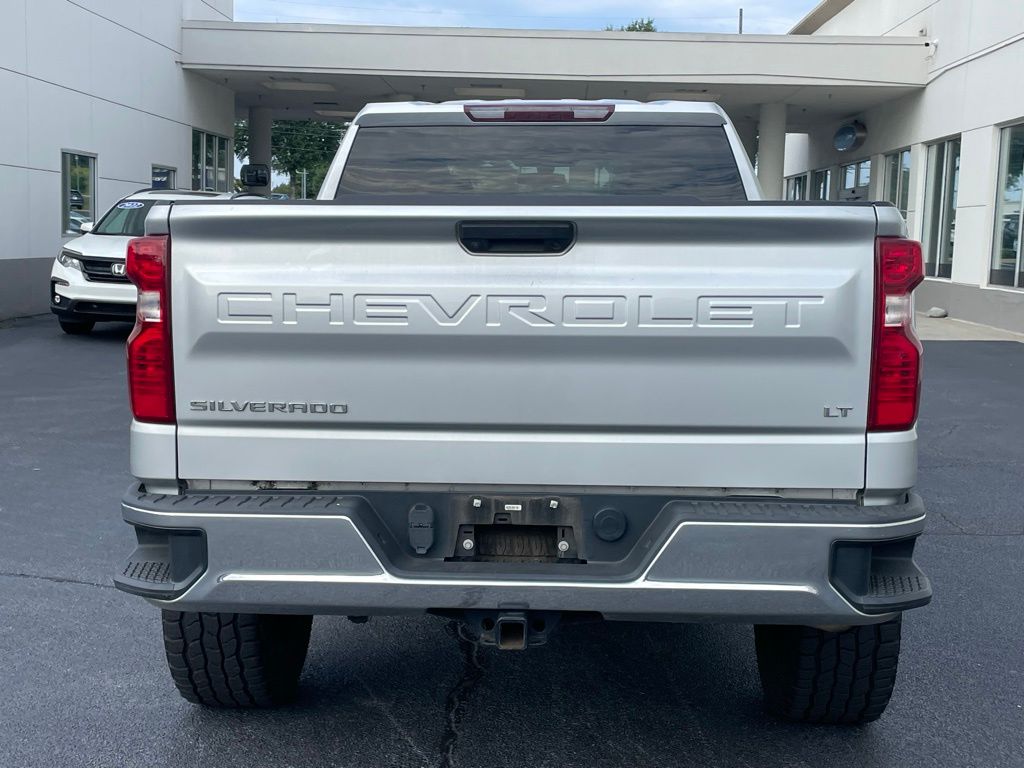 Thumbnail: 2020 Chevrolet Silverado 1500 - 4