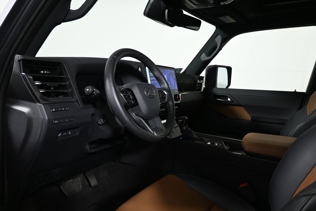 Thumbnail: 2025 Lexus GX - 15