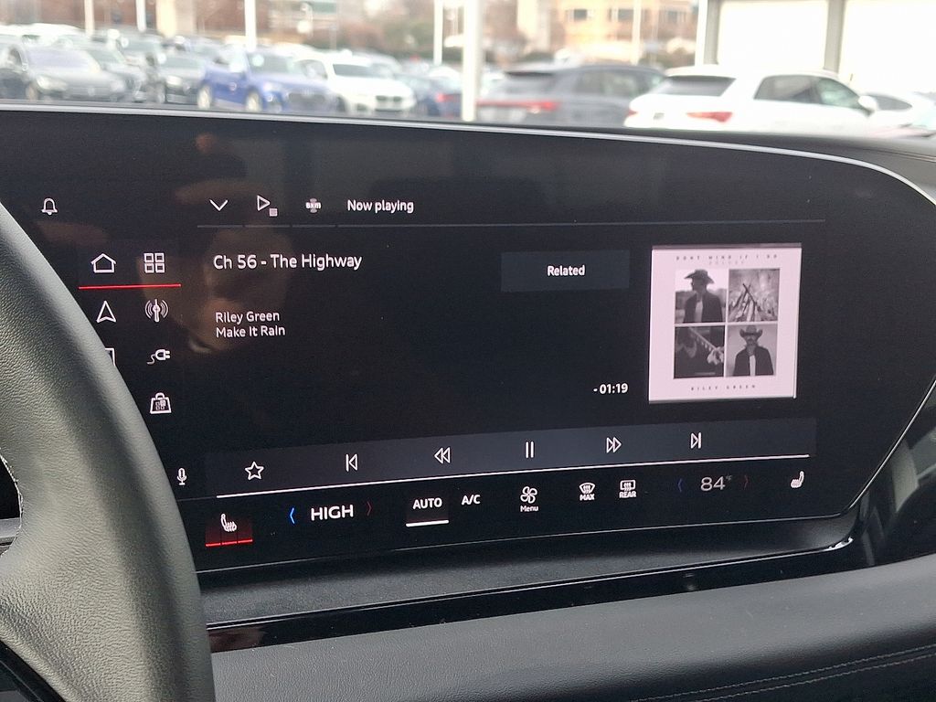 Thumbnail: 2025 Audi Q6 e-tron - 18