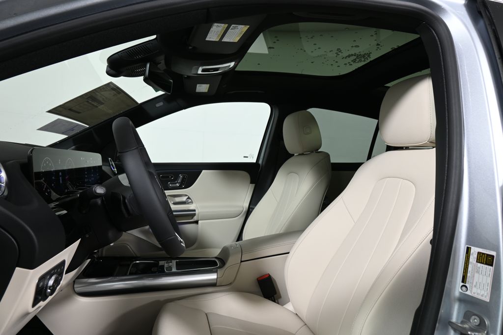 Thumbnail: 2026 Mercedes-Benz GLA - 13