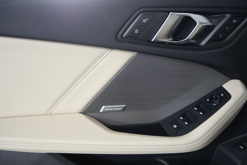Thumbnail: 2026 BMW 2 Series - 9