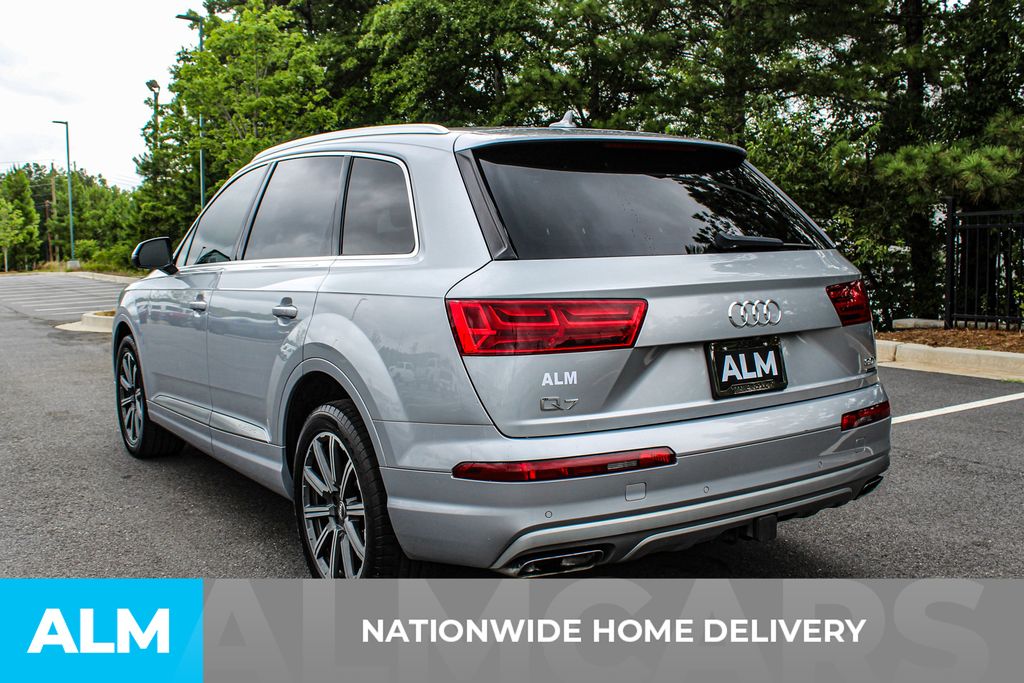 Used 2017 Silver Audi 3.0T Prestige image 5