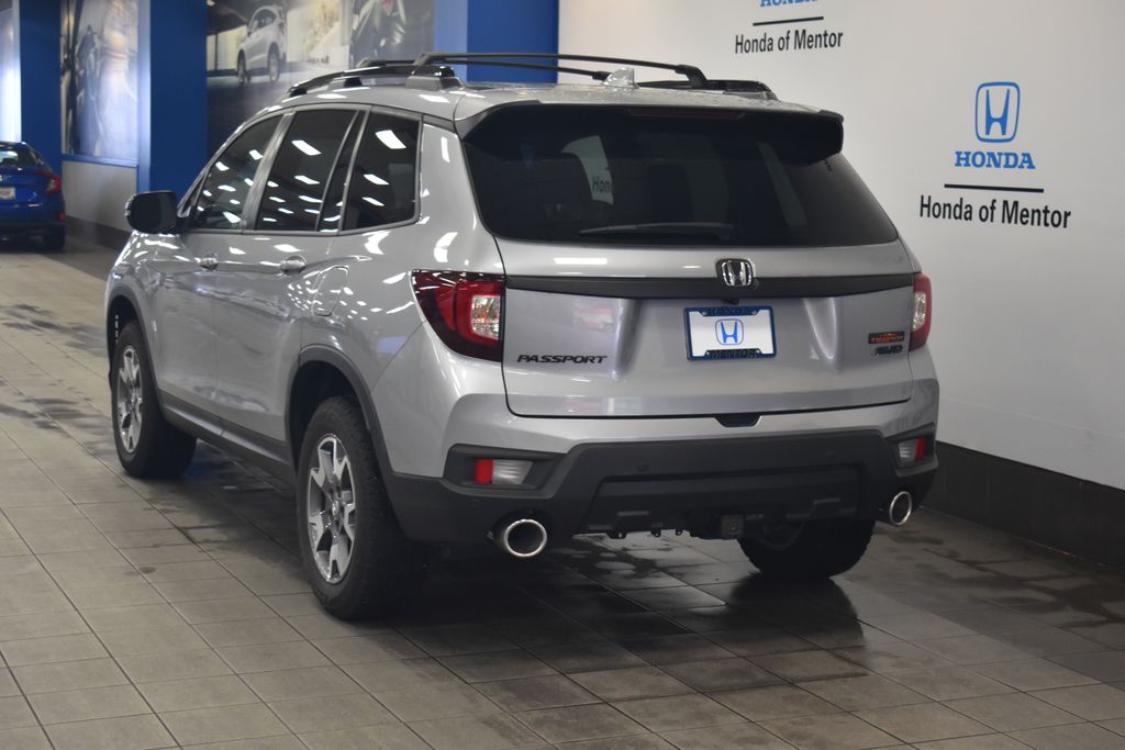 Thumbnail: 2022 Honda Passport - 5