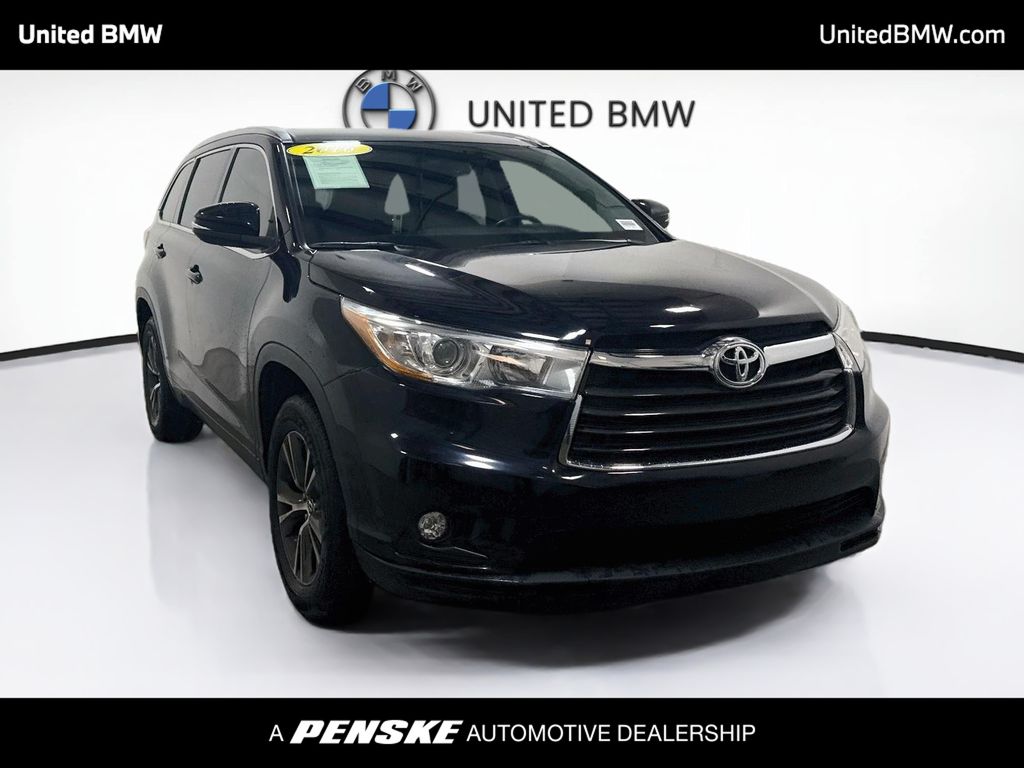 Thumbnail: 2016 Toyota Highlander - 3