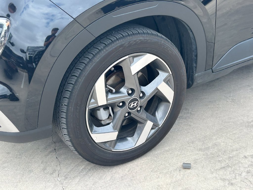 Used 2025 Hyundai Venue SUV