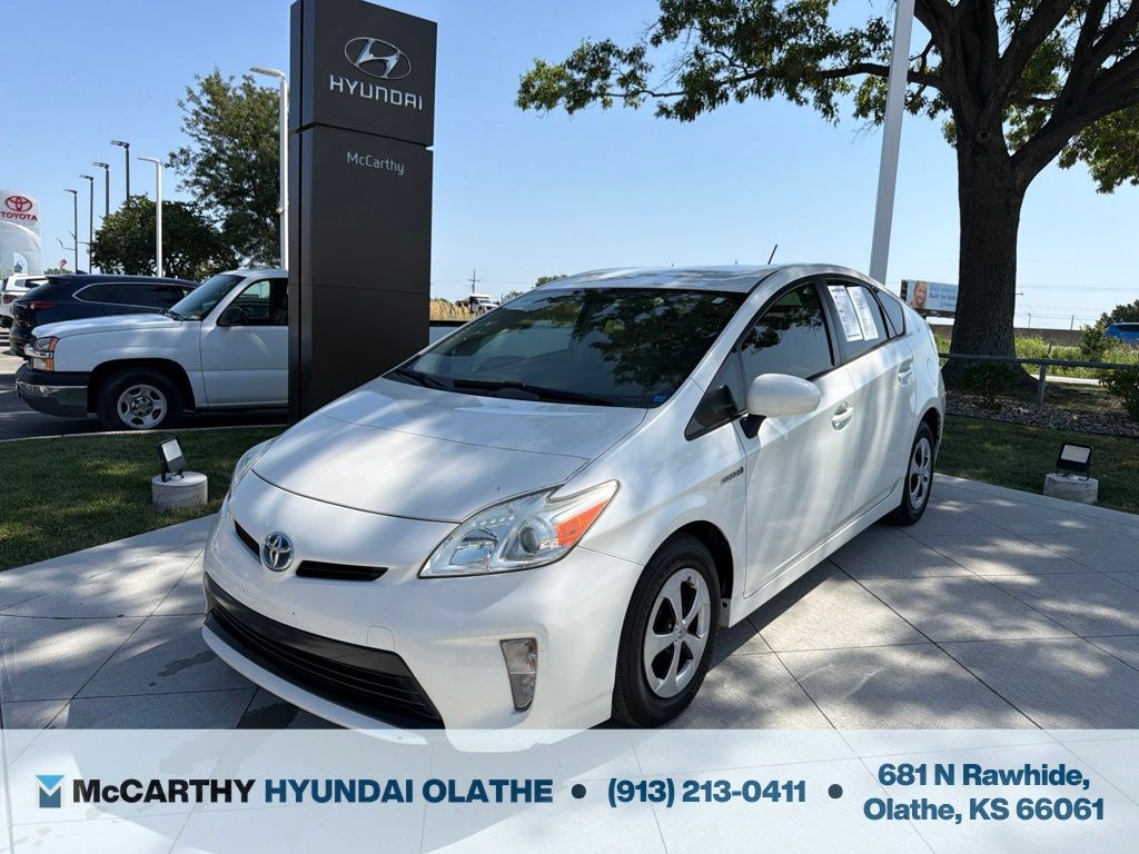  2013 Toyota Prius Three   
