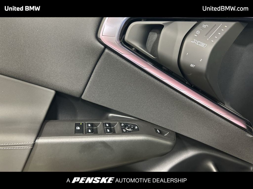 Thumbnail: 2025 BMW X3 - 11