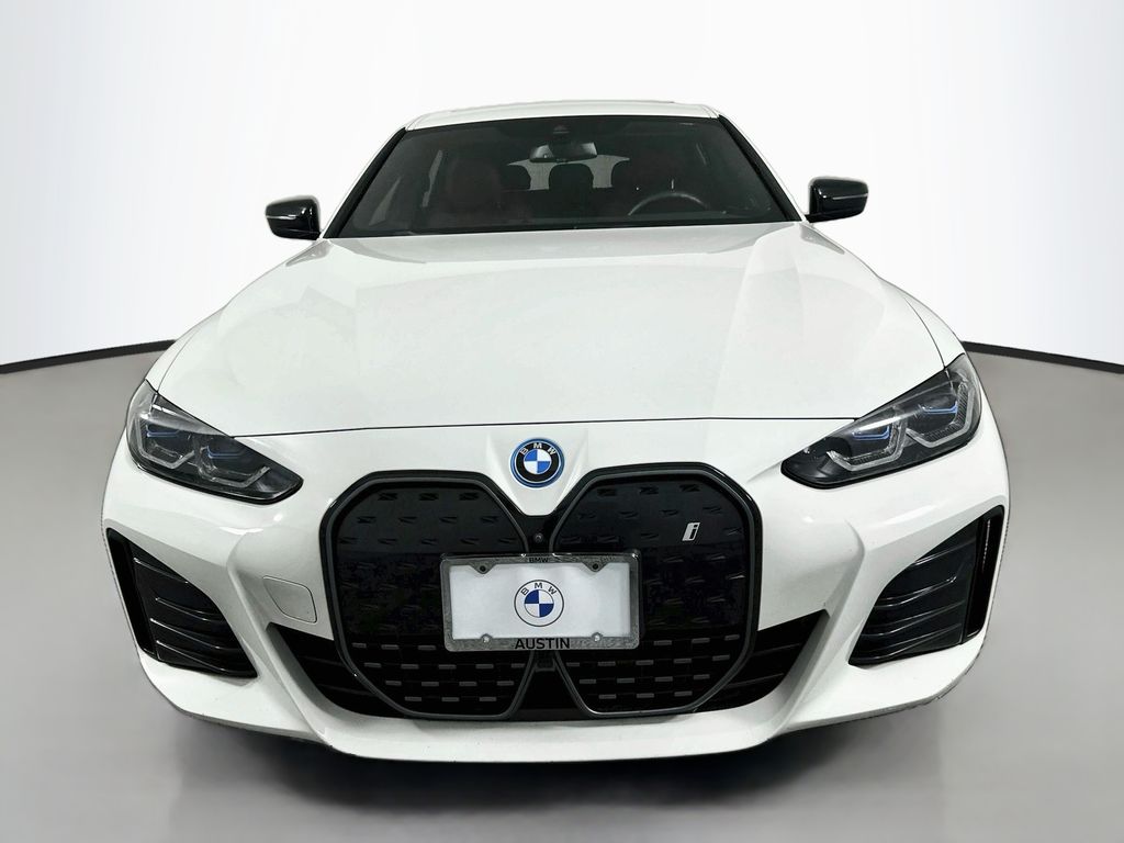 Thumbnail: 2023 BMW i4 - 2