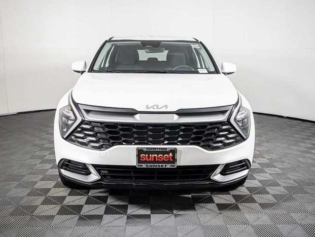 Used 2023 White Kia LX image 10