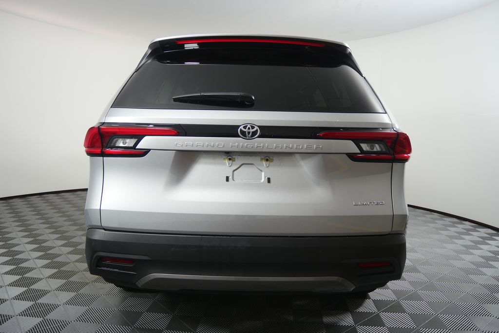 Thumbnail: 2024 Toyota Grand Highlander - 4