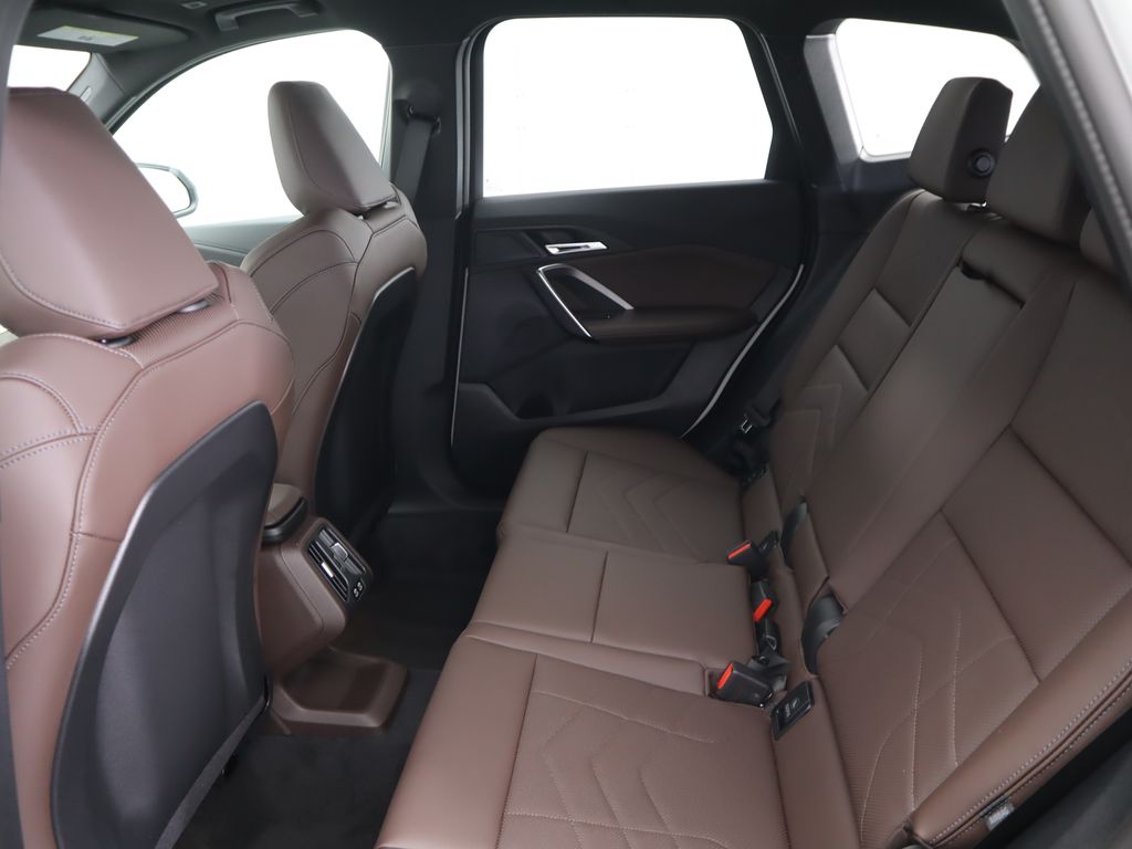 Thumbnail: 2025 BMW X1 - 22