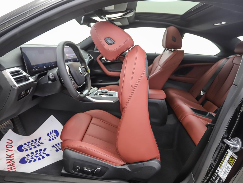 Thumbnail: 2025 BMW 2 Series - 20