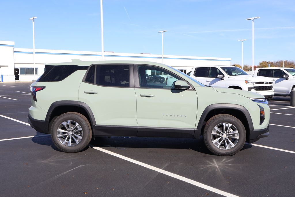 Thumbnail: 2026 Chevrolet Equinox - 9