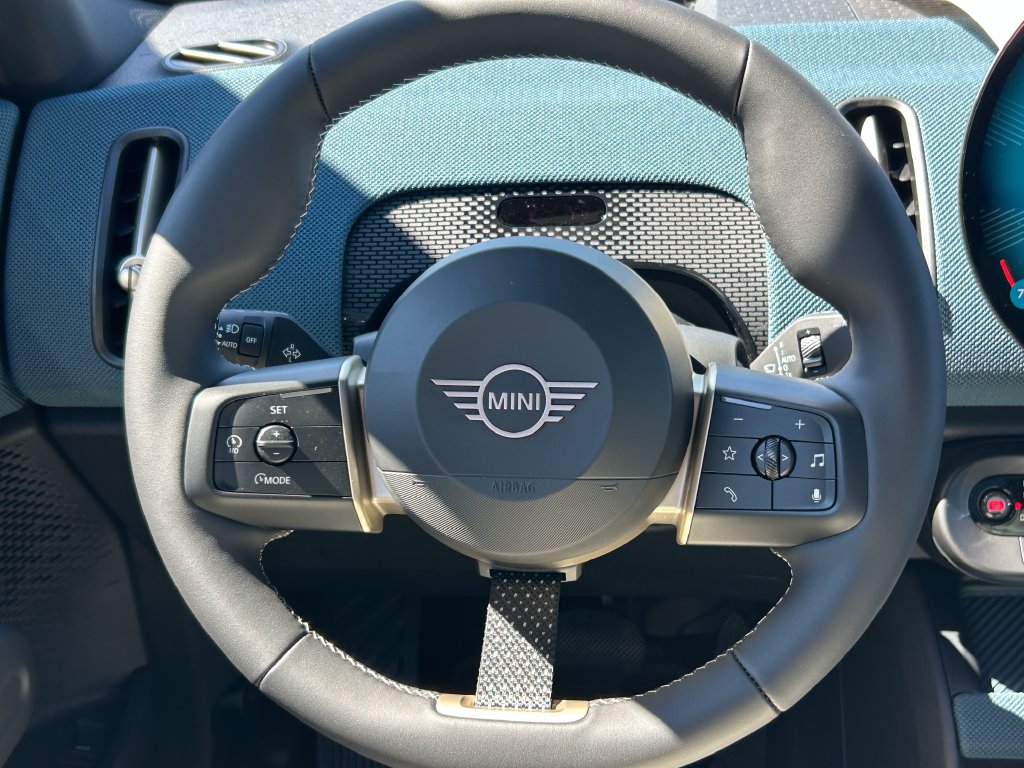 Thumbnail: 2027 MINI Cooper Countryman - 18