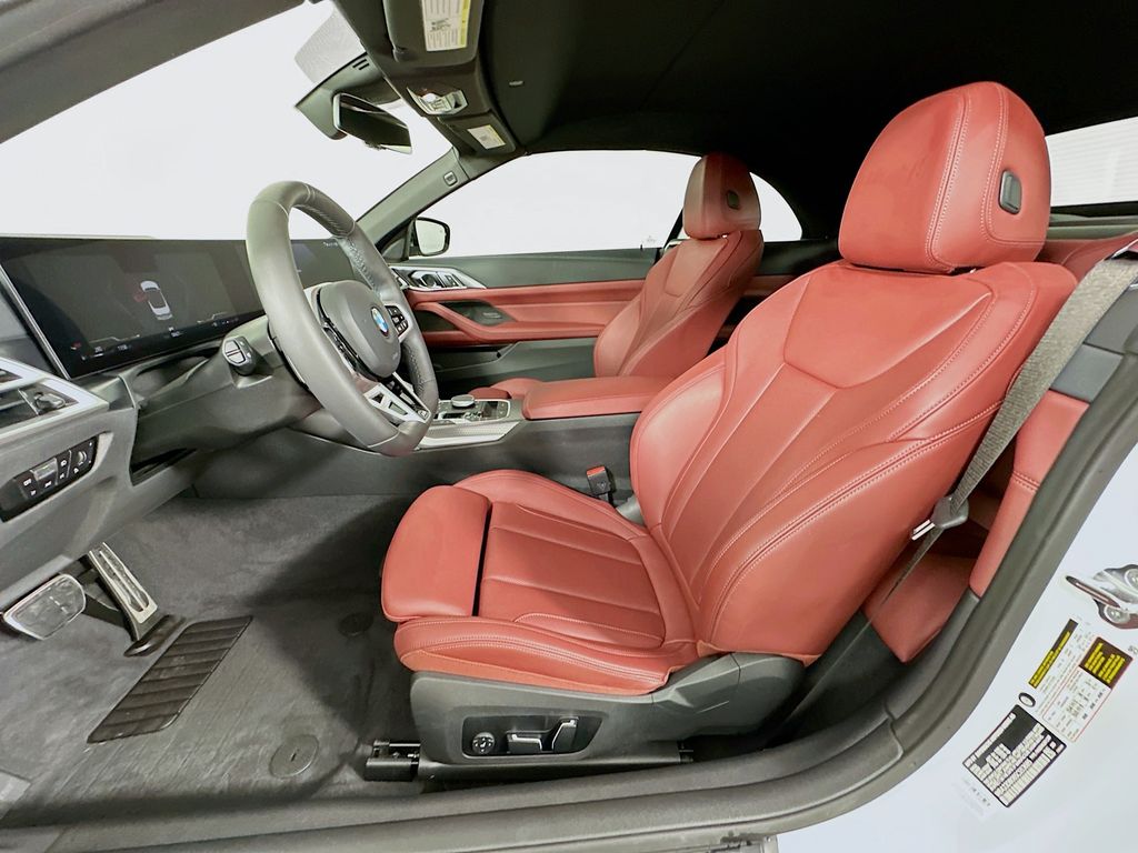 Thumbnail: 2025 BMW 4 Series - 21