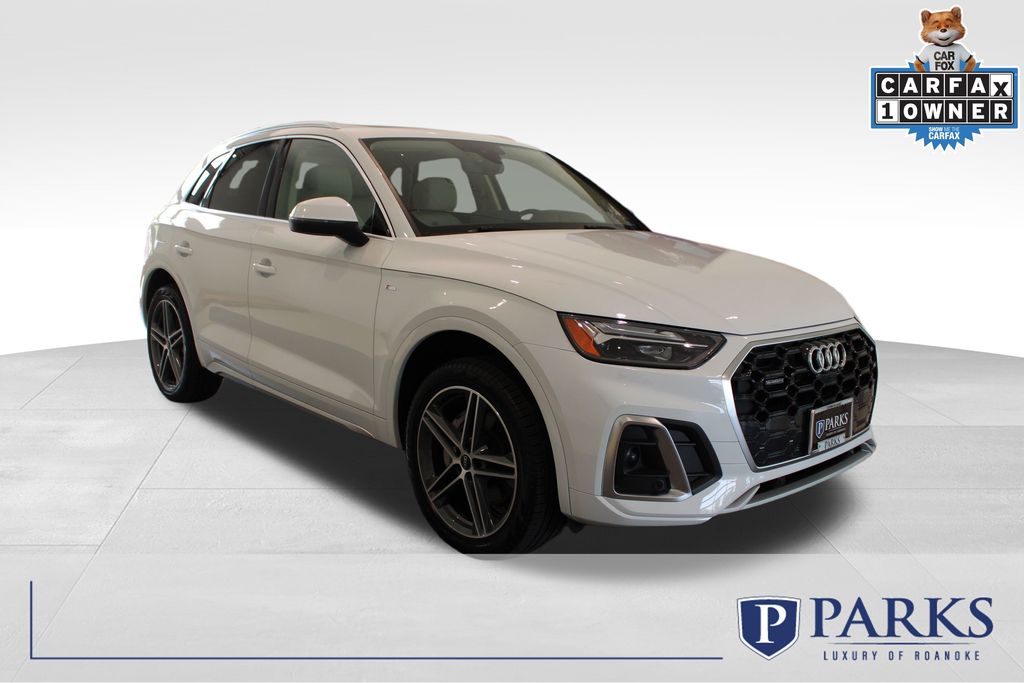  2021 Audi Q5 Hybrid Plug-in e quattro Premium Plus 55 TFSI AWD   