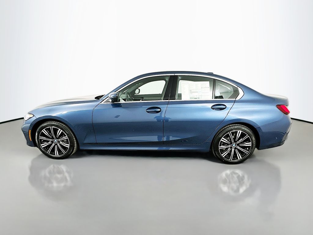 Thumbnail: 2026 BMW 3 Series - 8