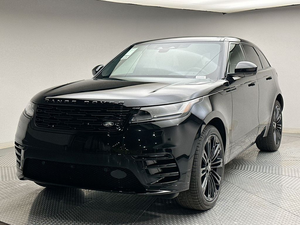 2025 Land Rover Range Rover Velar Dynamic SE Hero Image
