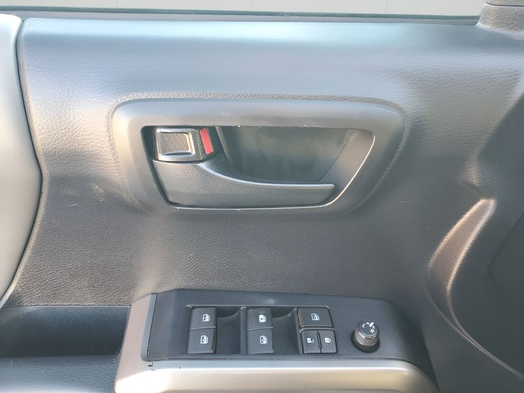 Used Car 2021 Toyota Tacoma  Sr5 For Sale Under $30,000 In Austin, Texas