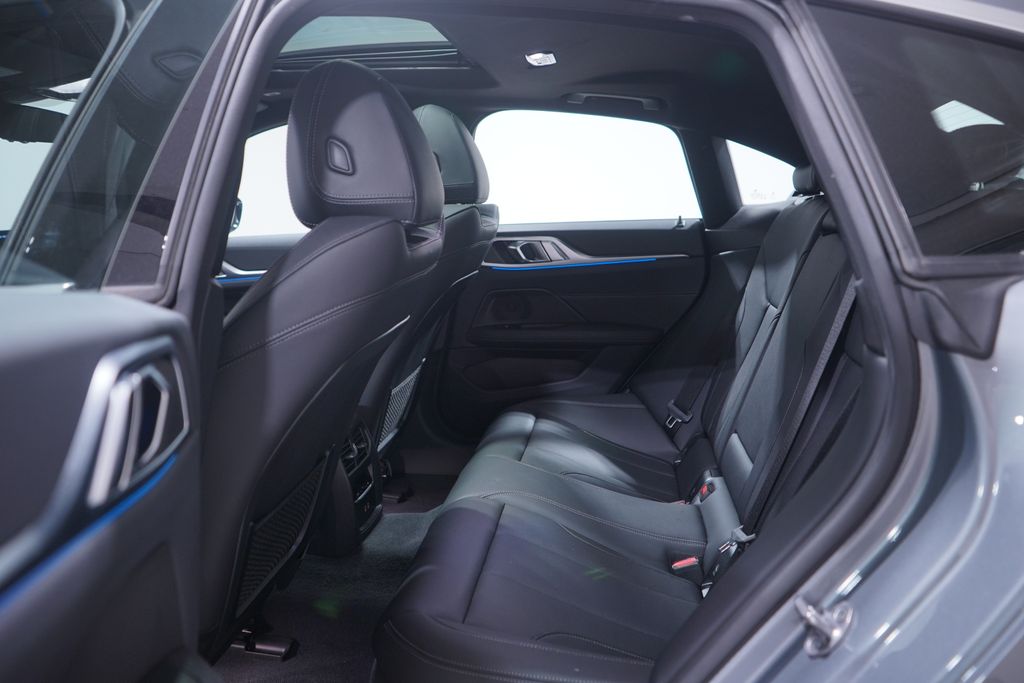 Thumbnail: 2023 BMW i4 - 9