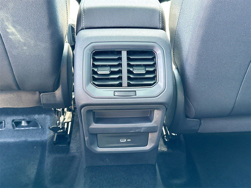 New 2024 Gray Volkswagen 1.5T SE image 28