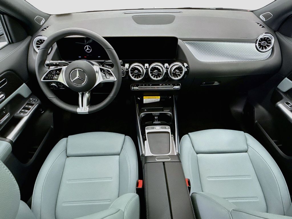 Thumbnail: 2026 Mercedes-Benz GLA - 14