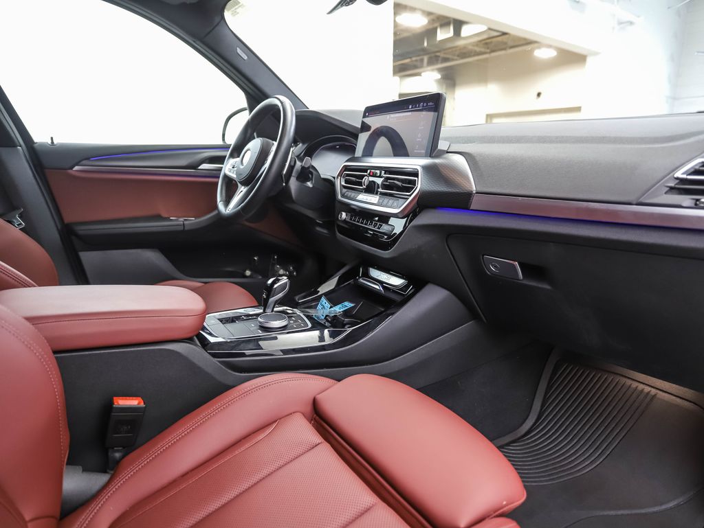 Thumbnail: 2022 BMW X3 - 28
