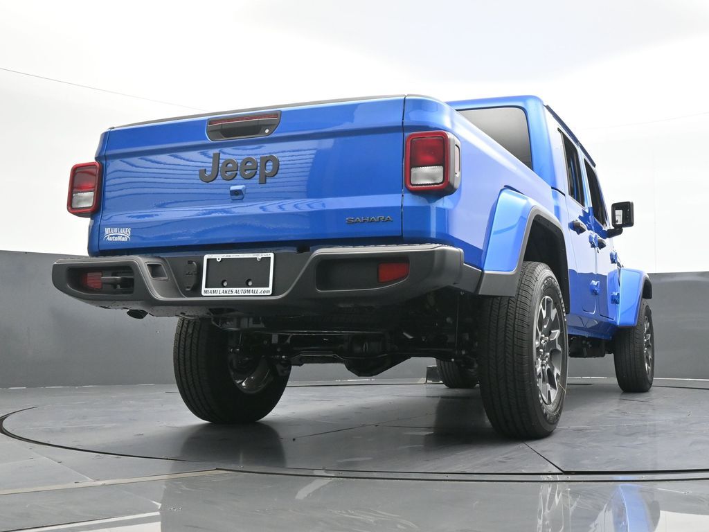New 2026 Hydro Blue Pearlcoat Jeep Sahara image 53