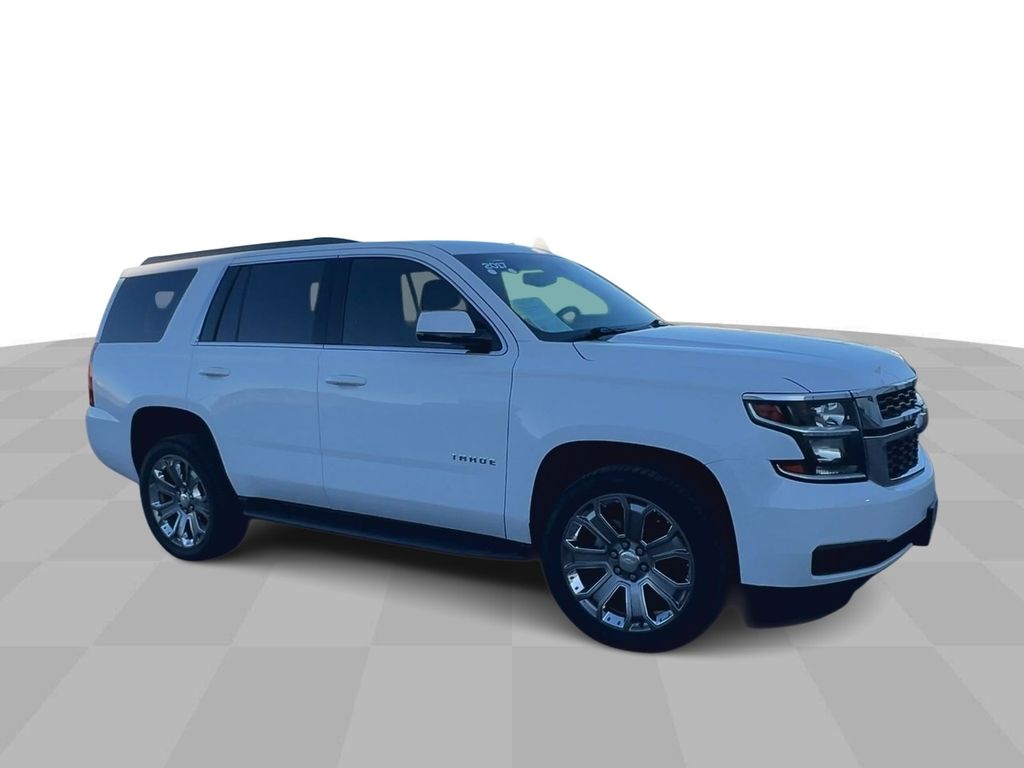 2017 Chevrolet Tahoe LS 2