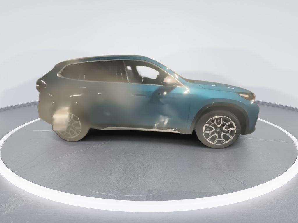 Thumbnail: 2023 BMW X1 - 9