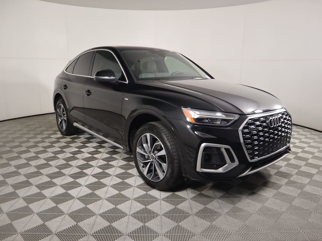 Thumbnail: 2022 Audi Q5 - 3