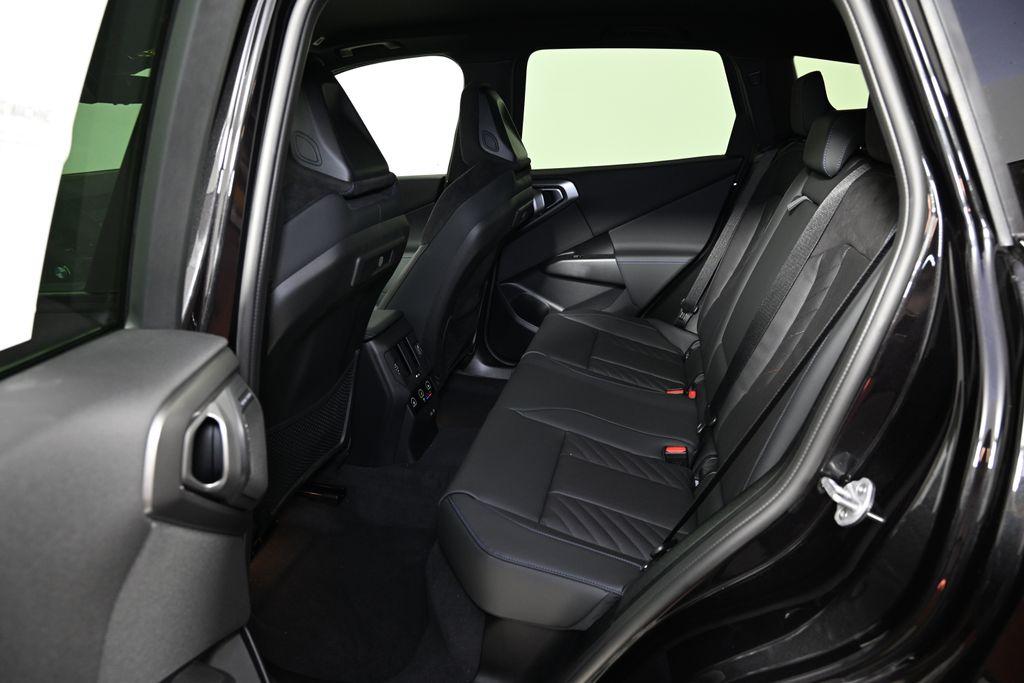 Thumbnail: 2026 BMW X3 - 23