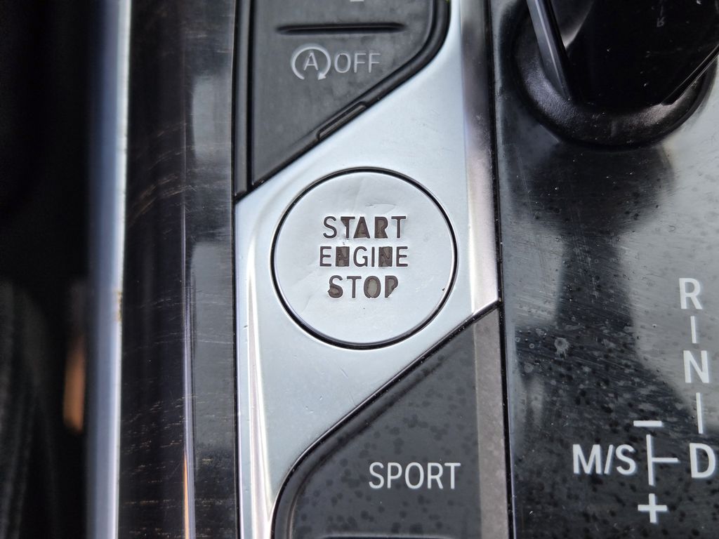 2019 BMW 3 Series 330i - Photo 21