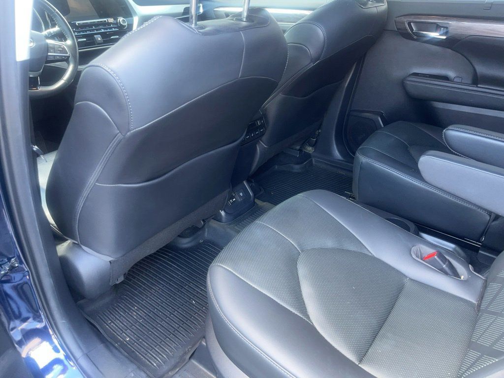 2020 Toyota Highlander Platinum