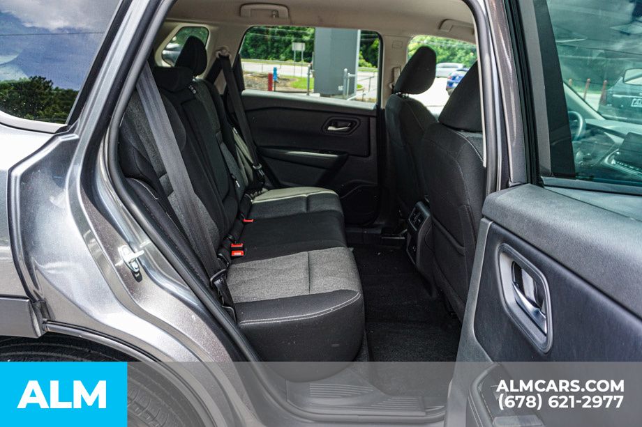 Used 2024 Gray Nissan SV image 22