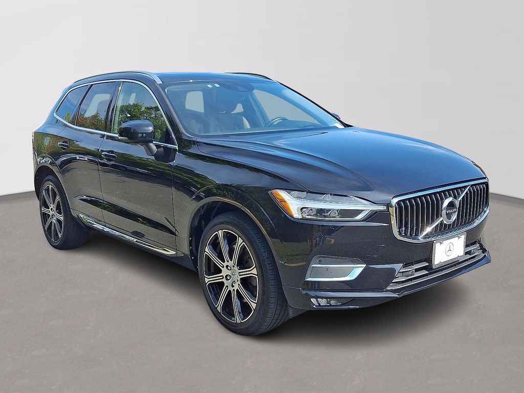 Thumbnail: 2018 Volvo XC60 - 3