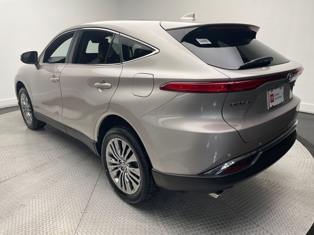 2023 Toyota Venza Limited 7