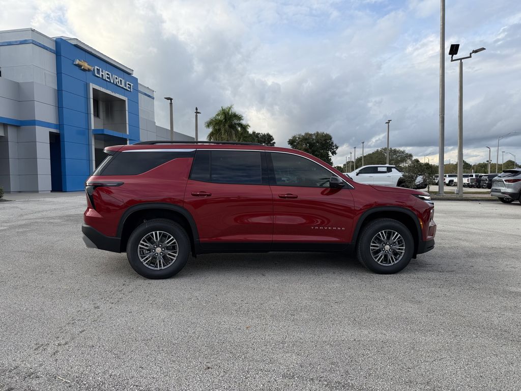 new 2026 Chevrolet Traverse car, priced at $42,995