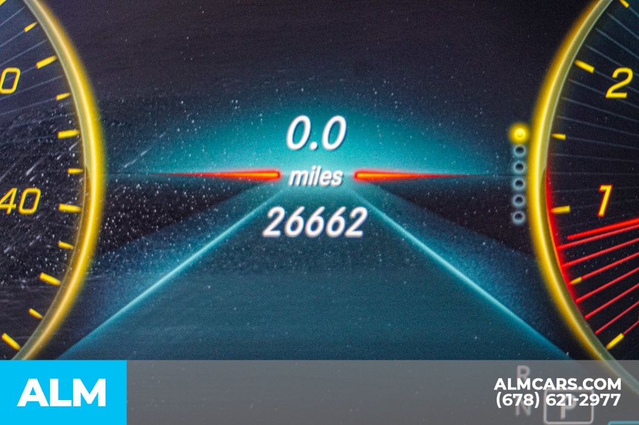 Used 2022 Silver Mercedes-Benz GLC 300 image 60