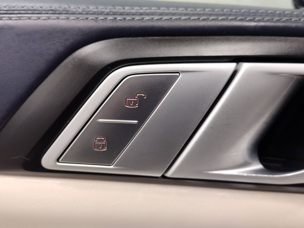 2019 BMW X7 xDrive50i