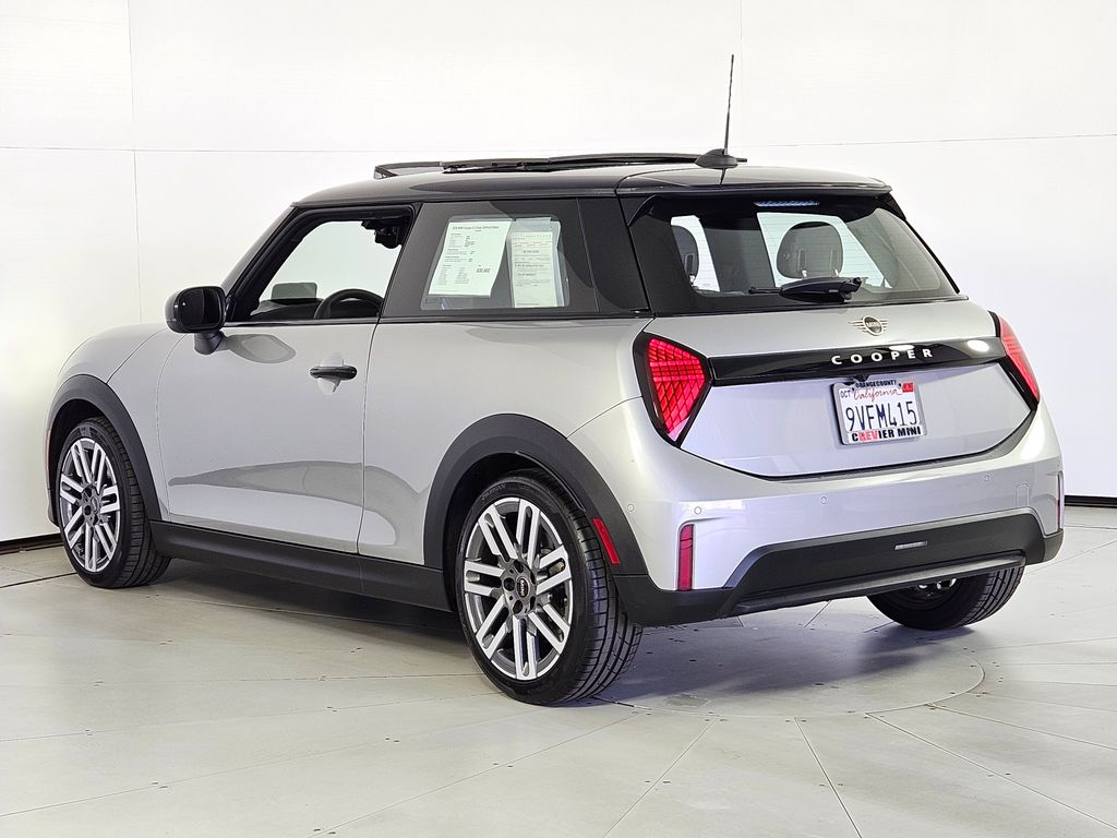 Thumbnail: 2026 MINI Cooper - 9