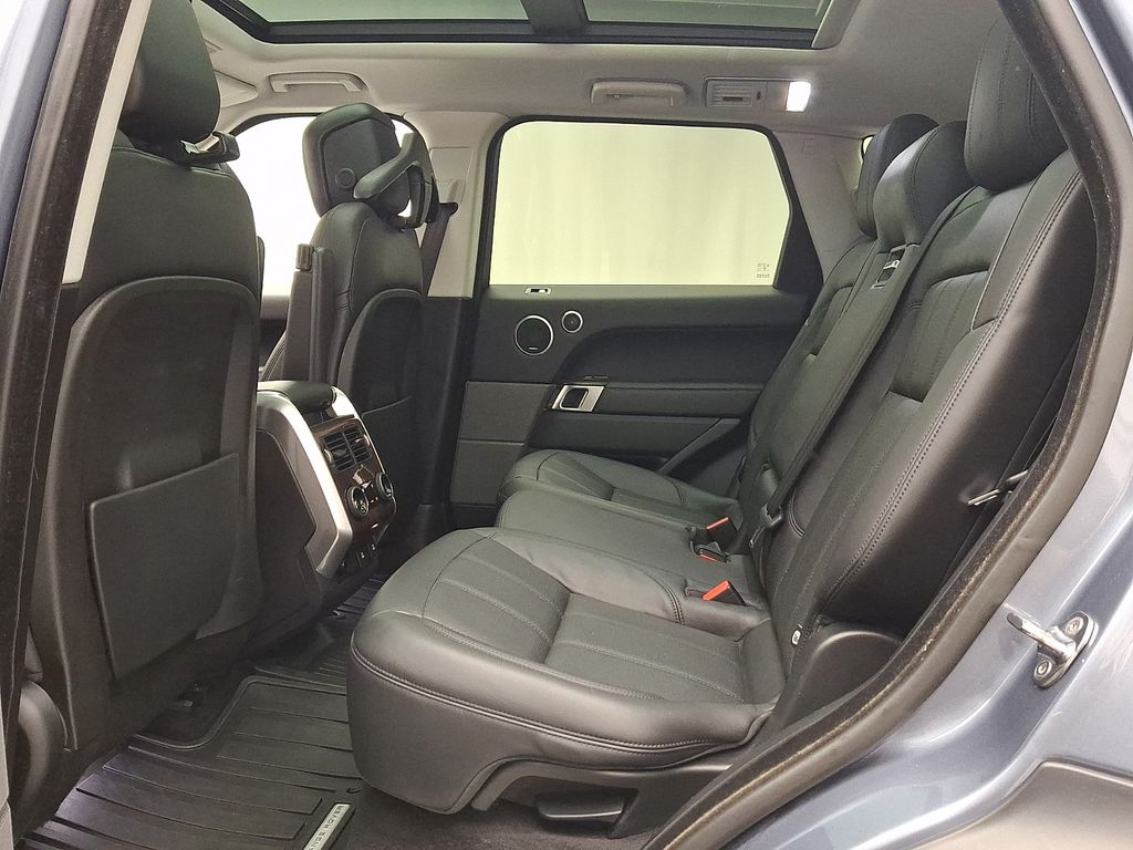 Thumbnail: 2019 Land Rover Range Rover Sport - 10