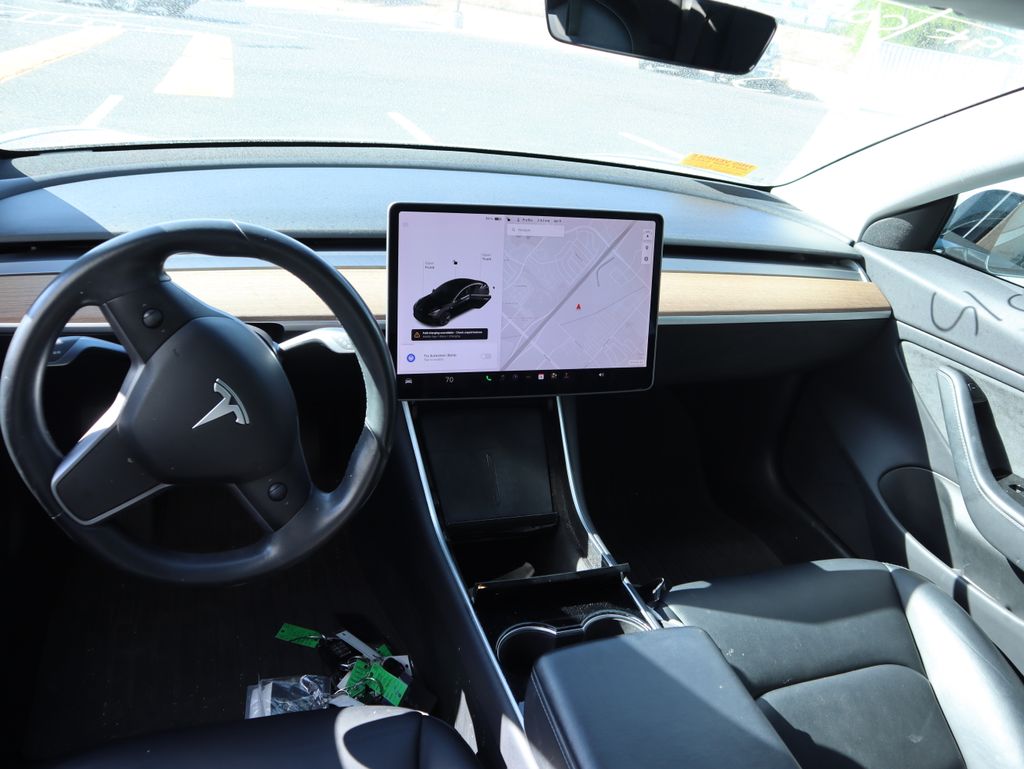 Thumbnail: 2019 Tesla Model 3 - 7