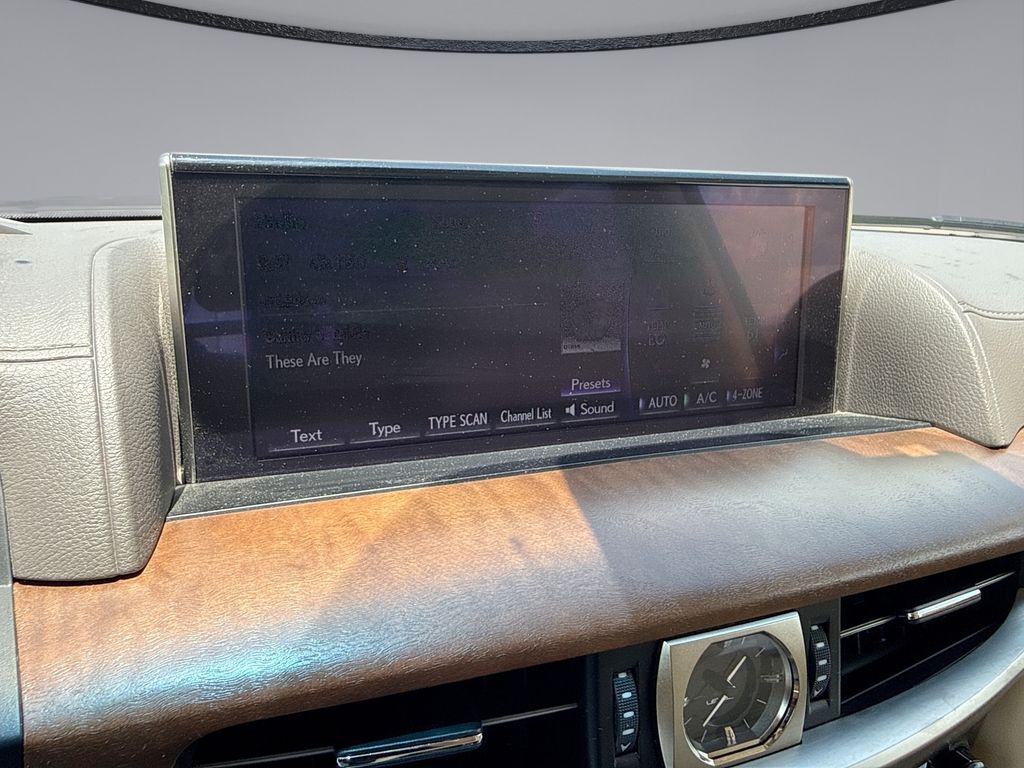 Thumbnail: 2020 Lexus LX - 23