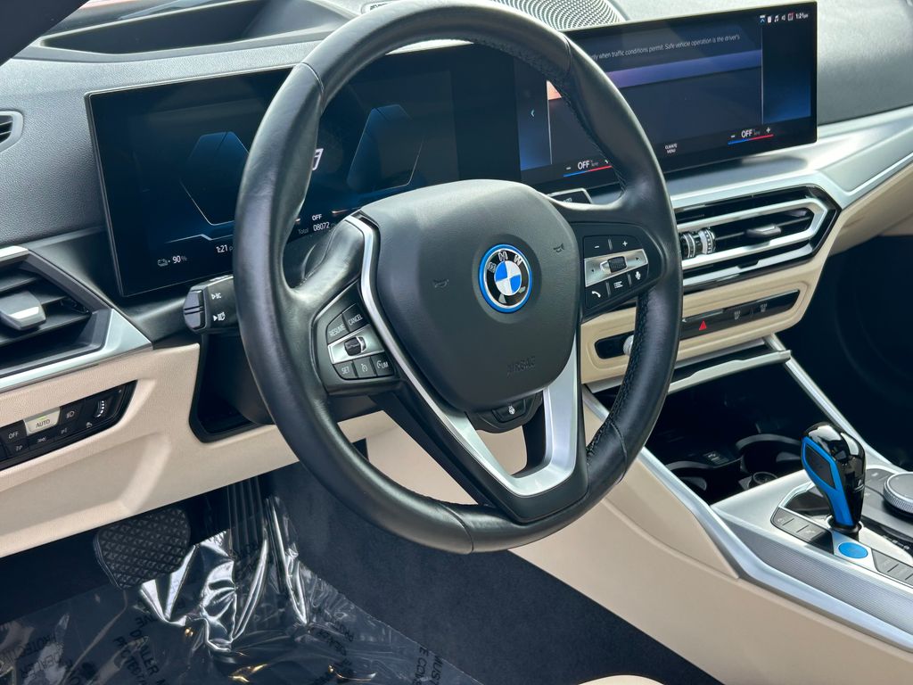 2023 BMW i4 eDrive40 14