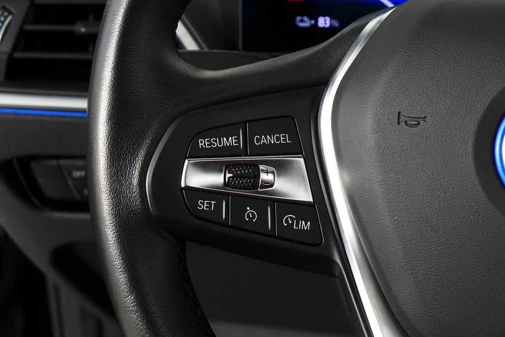 Thumbnail: 2023 BMW i4 - 30