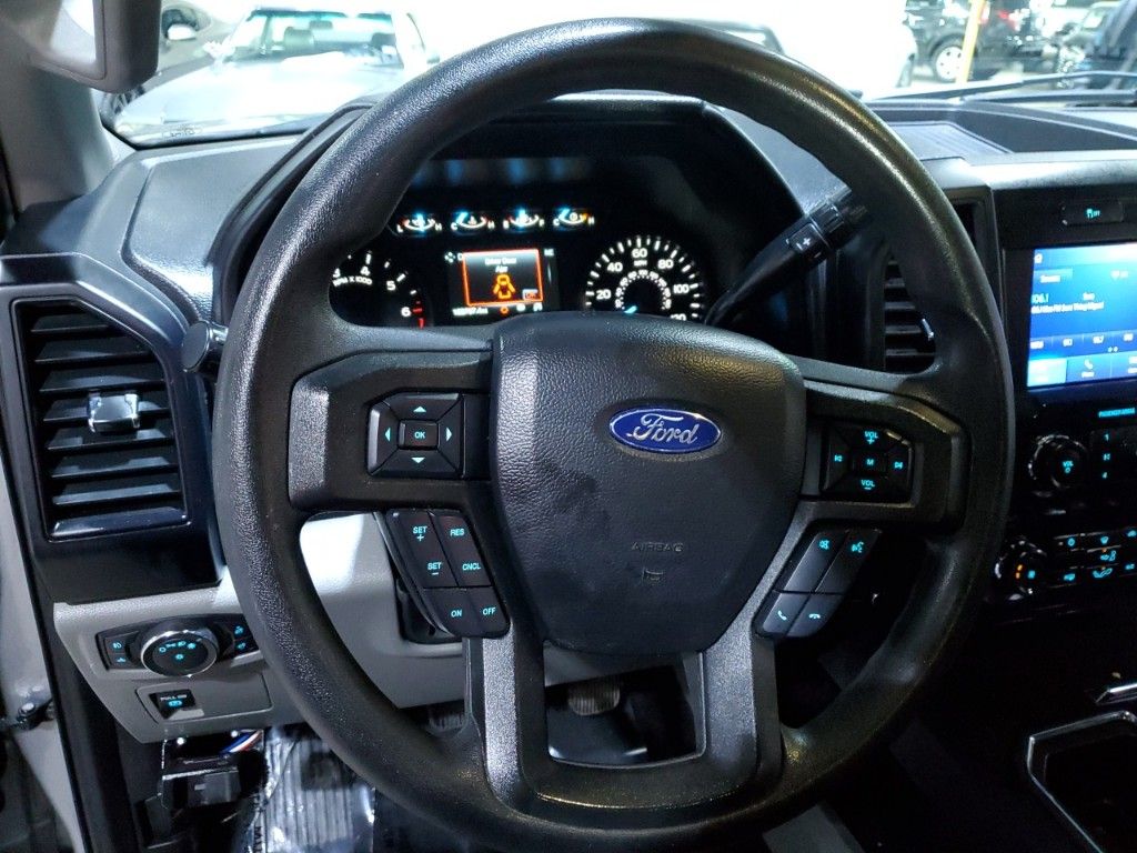 2020 Ford F-150 XL 32