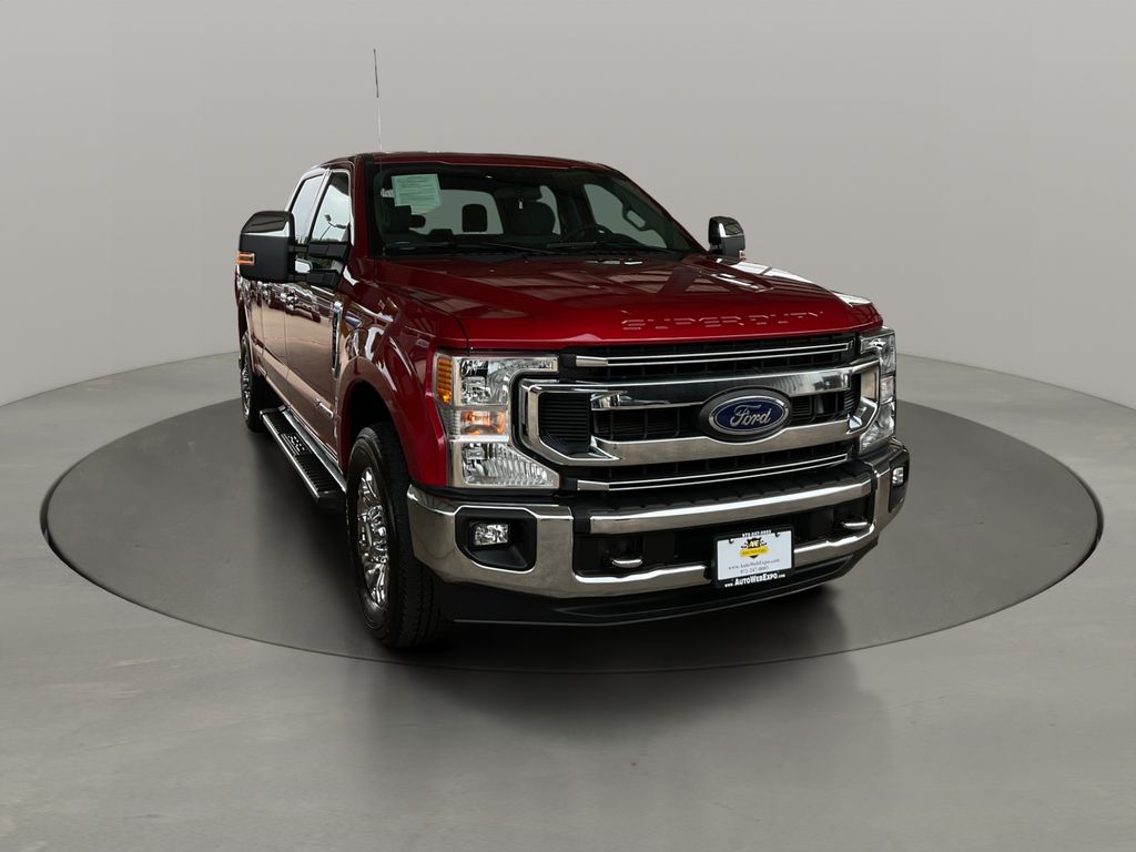Rapid Red Metallic Tinted Clearcoat 2021 Ford F-250 Super Duty Pickup Truck 4X2 Automatic