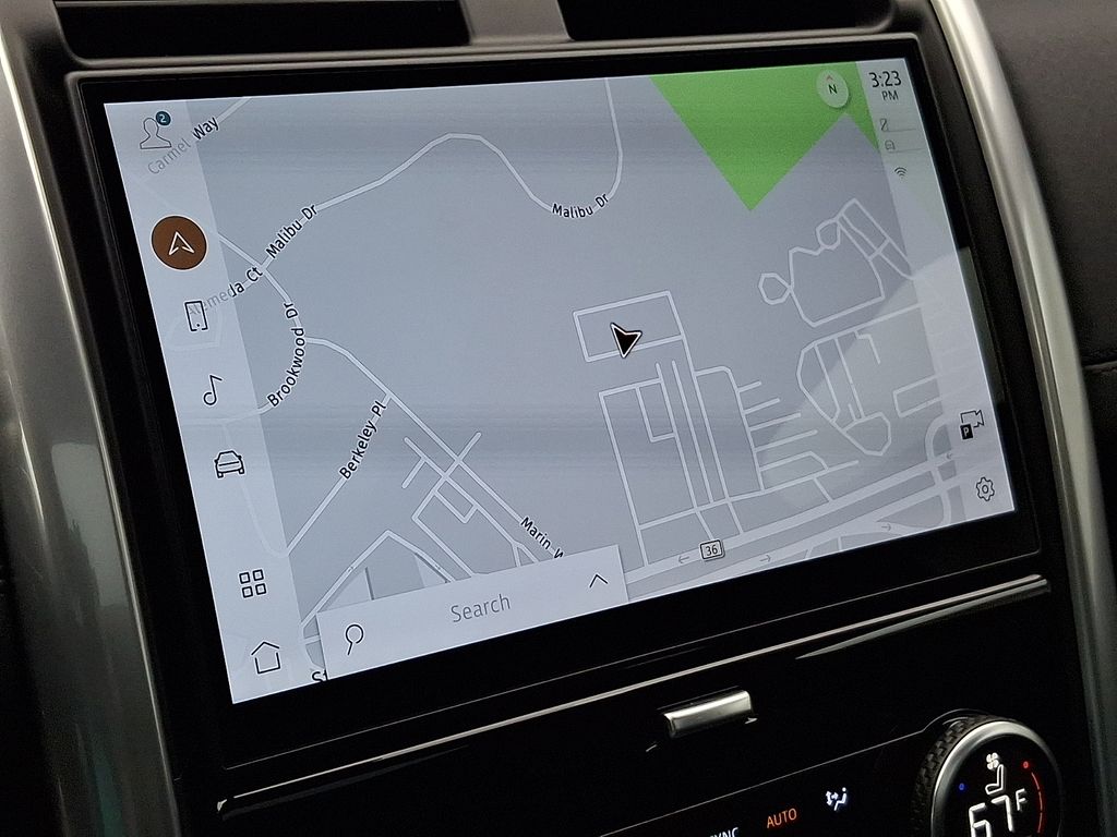 Thumbnail: 2025 Land Rover Discovery - 19